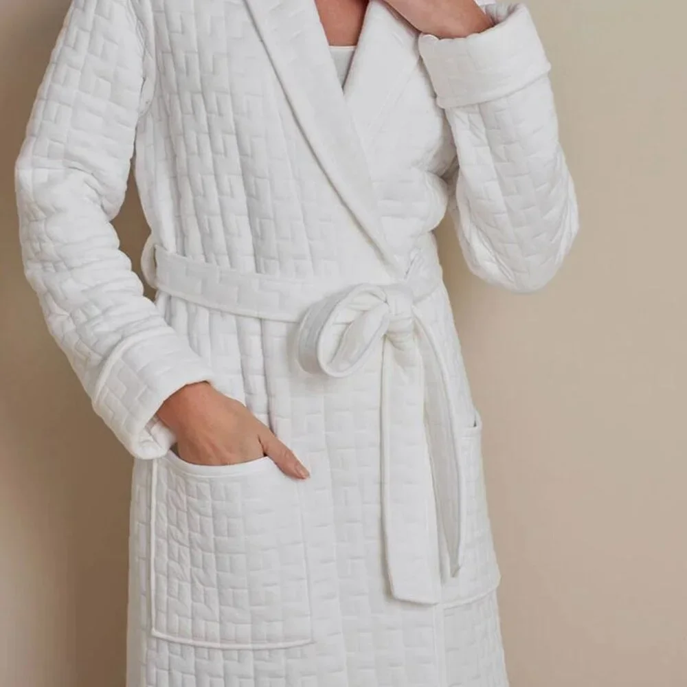 Air Layer Robe - White, M - Picture 3 of 4